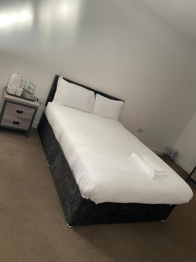 Apartment In Central Wakefield Extérieur photo